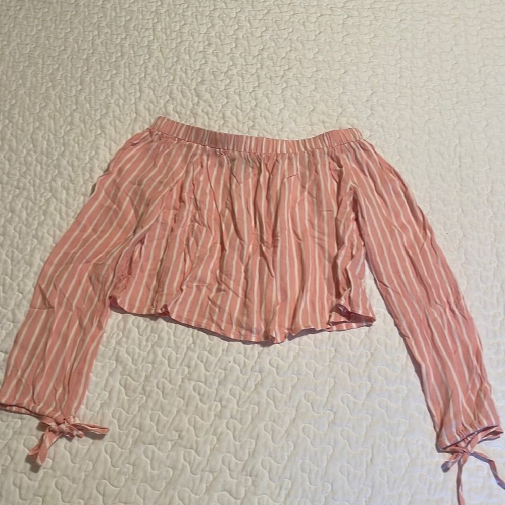 NWT Kendall & Kylie Off the Shoulder Cropped Top
